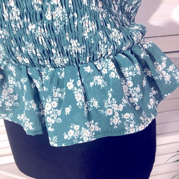 Shein Strapless Floral Chiffon Ruffled Top XS - Picture 8 of 8